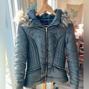 Women’s Olive Green Celebrity Pink Woman’s Coat (M)